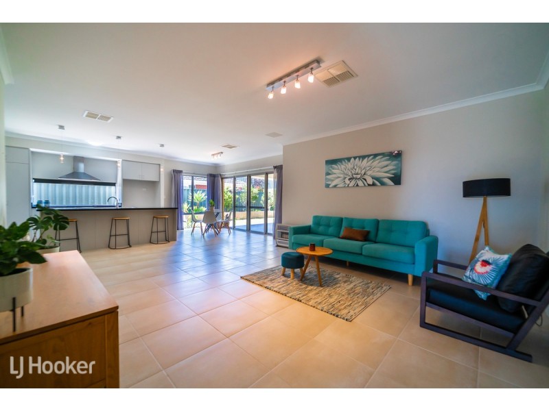 34 Clearwater Way, Singleton WA 6175