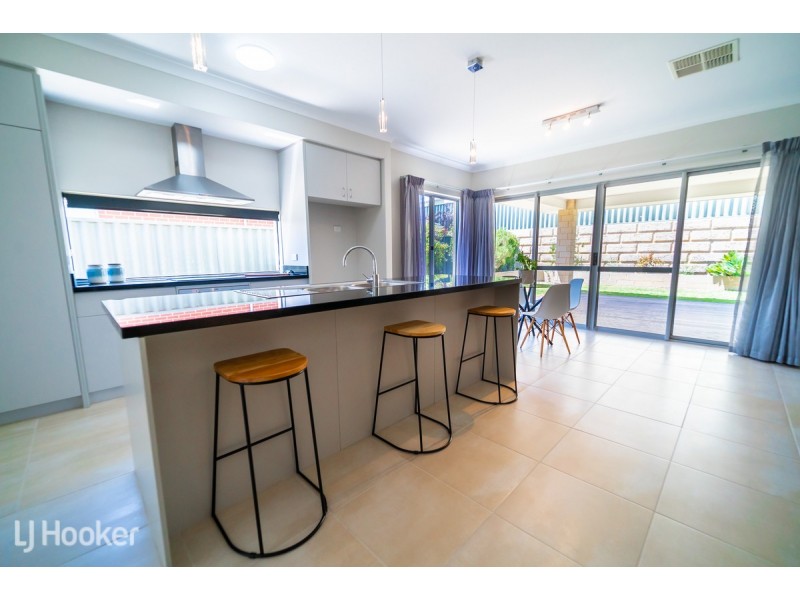 34 Clearwater Way, Singleton WA 6175