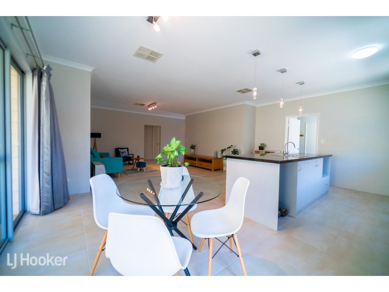34 Clearwater Way, Singleton WA 6175