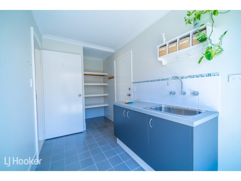 34 Clearwater Way, Singleton WA 6175
