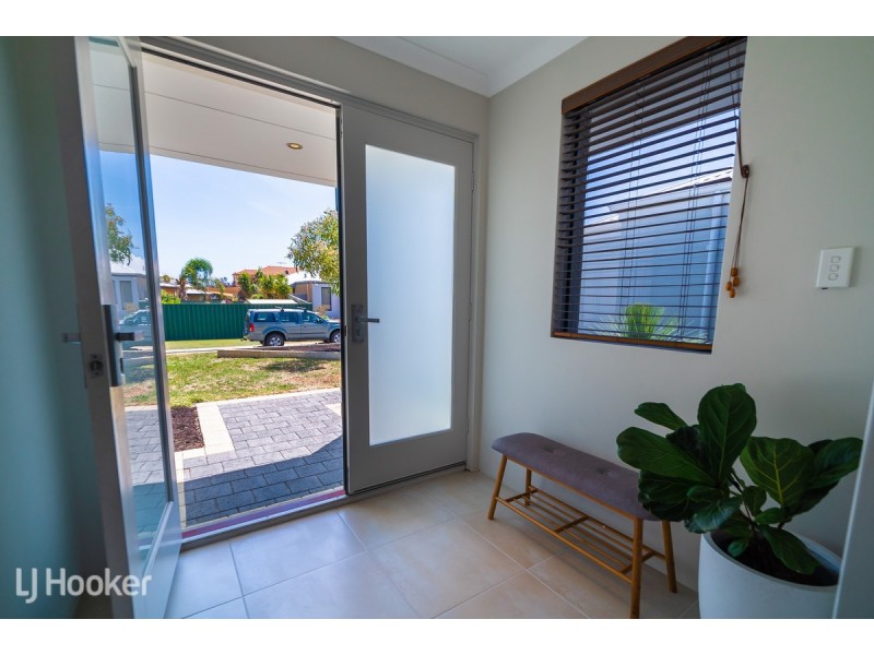 34 Clearwater Way, Singleton WA 6175