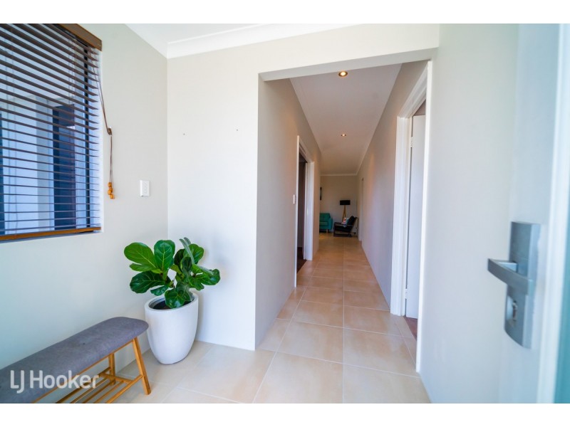 34 Clearwater Way, Singleton WA 6175