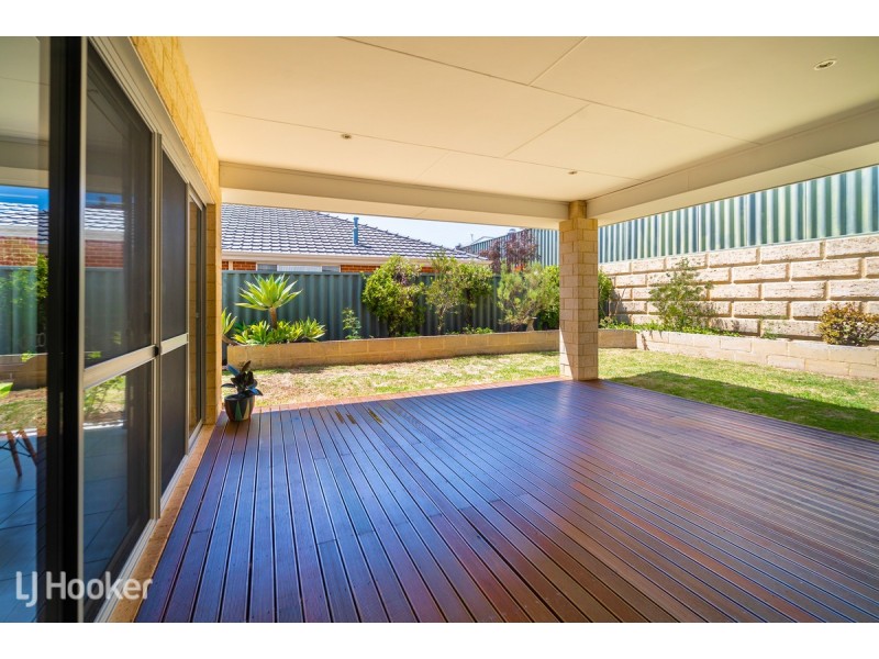34 Clearwater Way, Singleton WA 6175