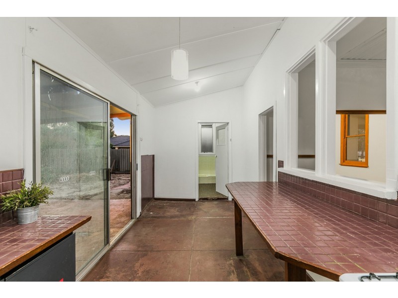 44 Little John Road, Armadale WA 6112