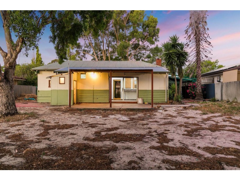 44 Little John Road, Armadale WA 6112