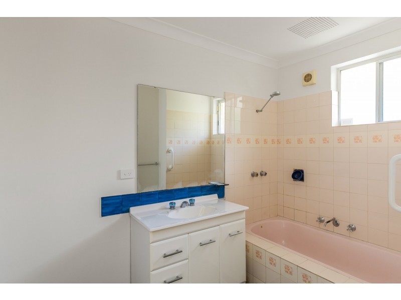 56 Kenton Way, Rockingham WA 6168