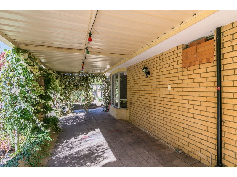 56 Kenton Way, Rockingham WA 6168