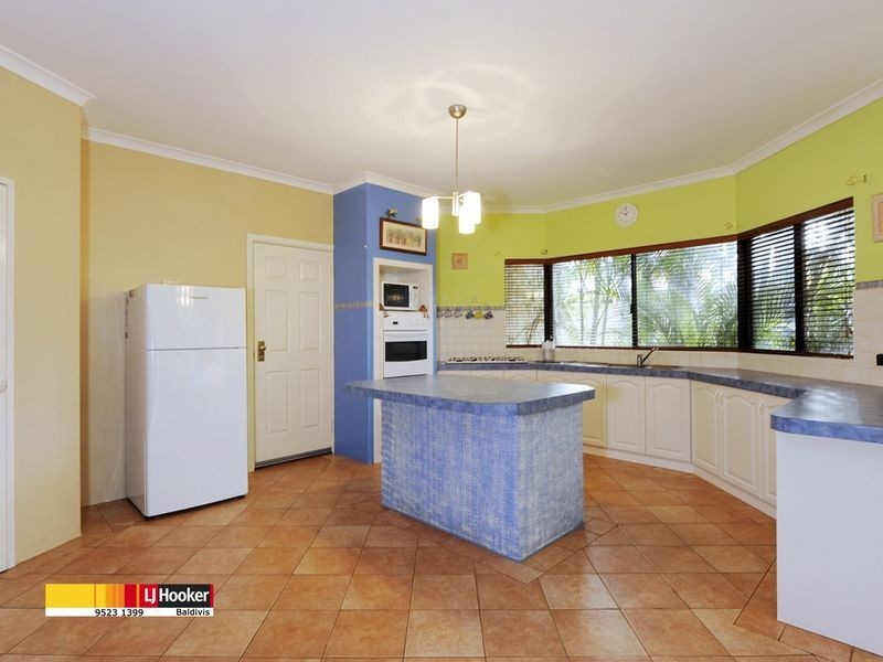 61 Huxtable Terrace, Baldivis WA 6171