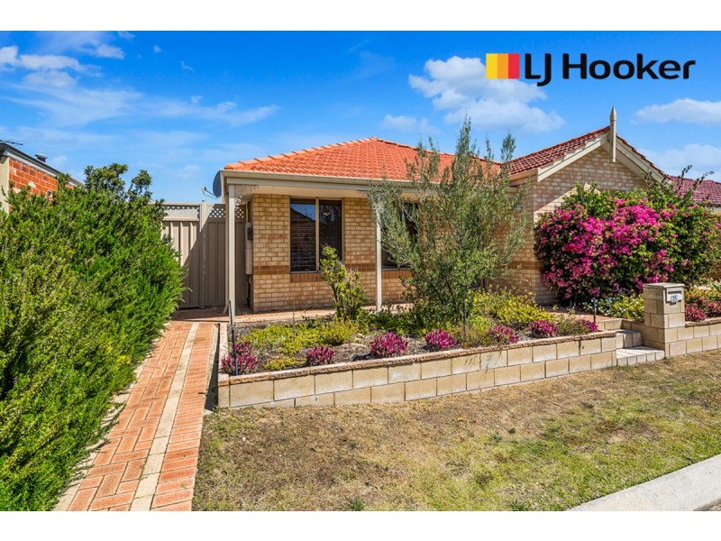 35 Brindabella Avenue, Rockingham WA 6168