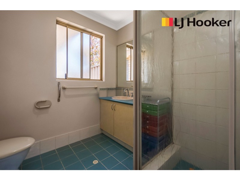 35 Brindabella Avenue, Rockingham WA 6168