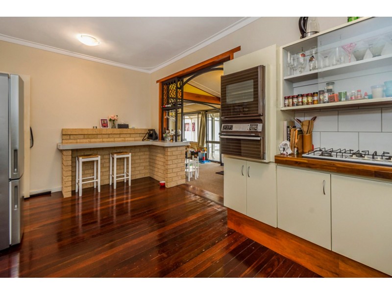 7 Pictor Court, Rockingham WA 6168