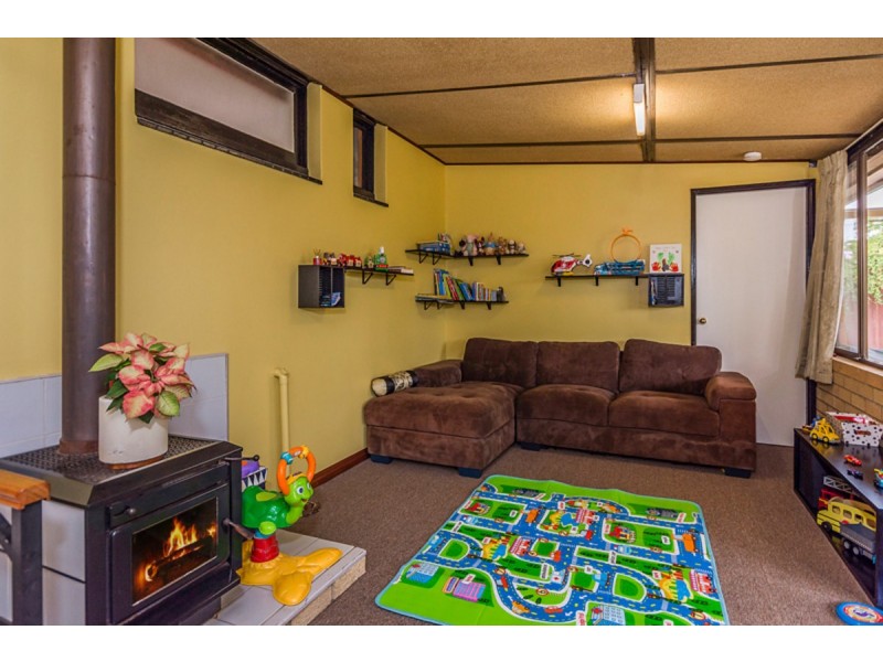 7 Pictor Court, Rockingham WA 6168