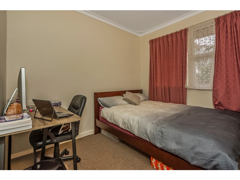 7 Pictor Court, Rockingham WA 6168