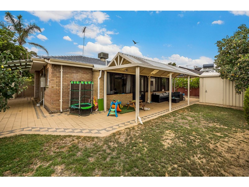 7 Pictor Court, Rockingham WA 6168