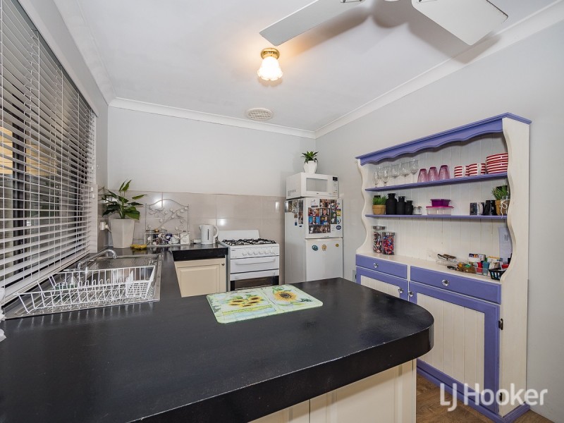 9A Jamaican Road, Safety Bay WA 6169