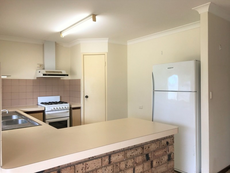 32 Kurrajong Road, Safety Bay WA 6169