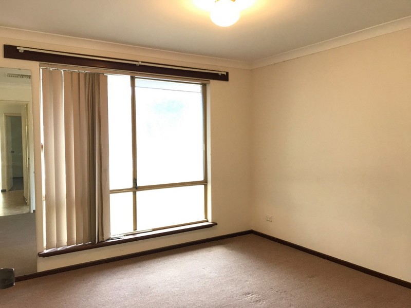 32 Kurrajong Road, Safety Bay WA 6169