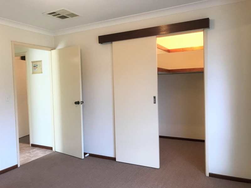 32 Kurrajong Road, Safety Bay WA 6169