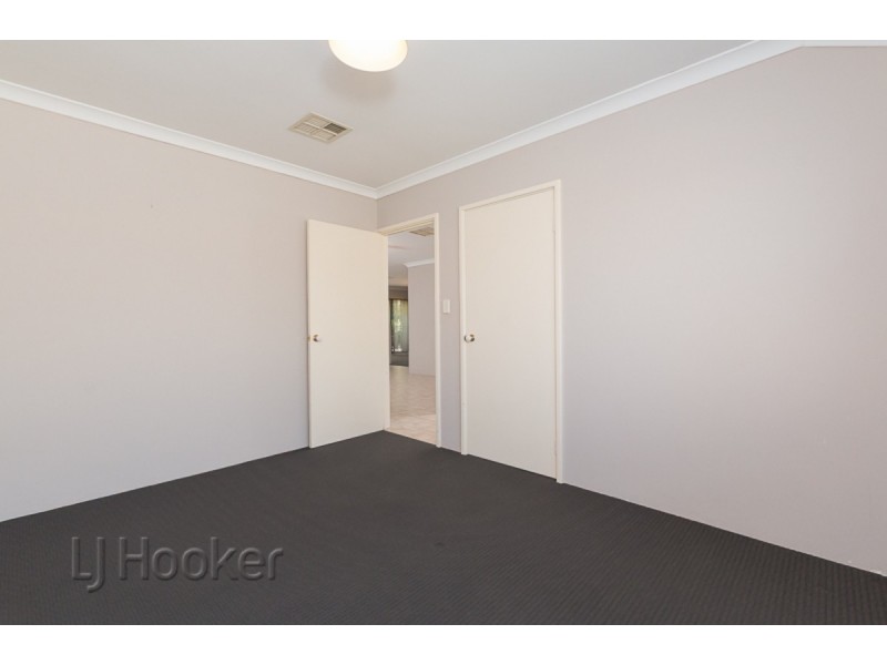 4 Carpentaria Way, Port Kennedy WA 6172