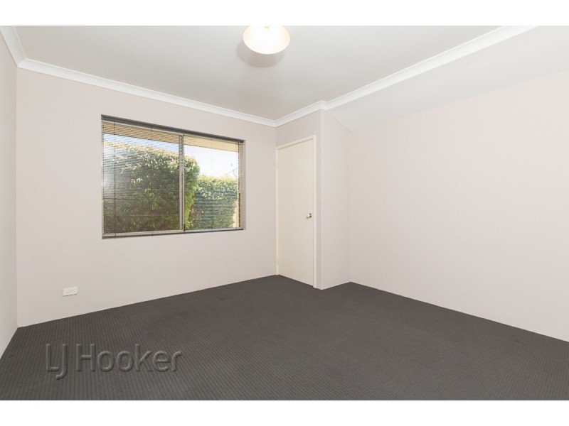 4 Carpentaria Way, Port Kennedy WA 6172