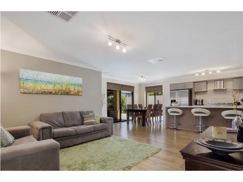 3 Gantheaume Parade, Secret Harbour WA 6173