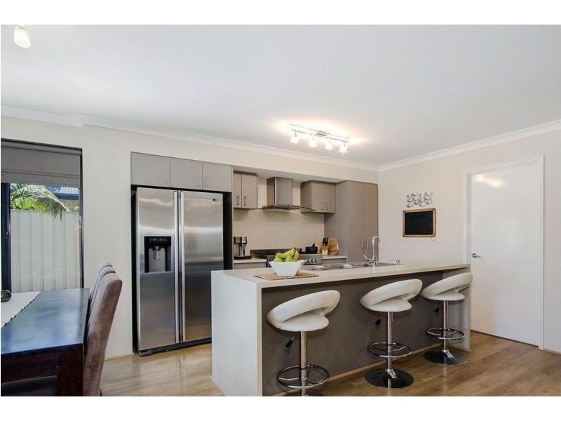 3 Gantheaume Parade, Secret Harbour WA 6173