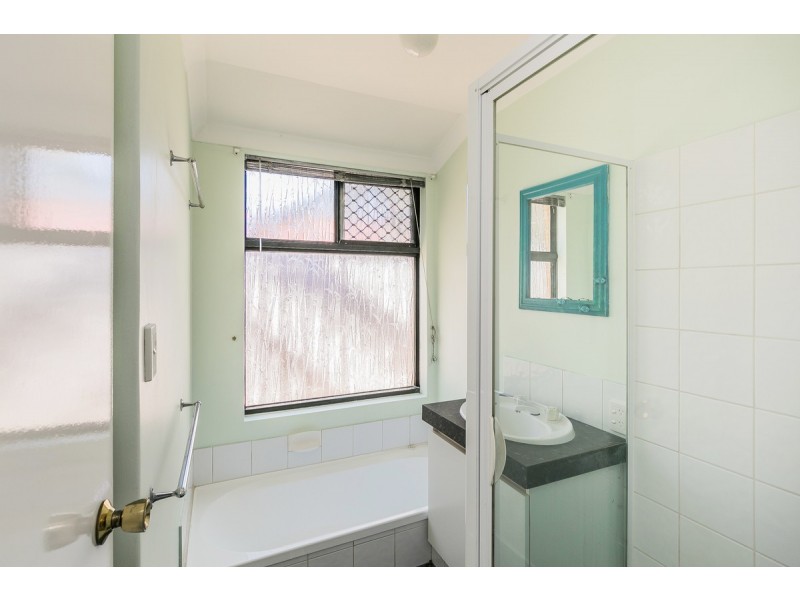 10 Coorong Turn, Warnbro WA 6169