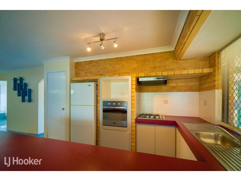 5 Silver Grove, Warnbro WA 6169