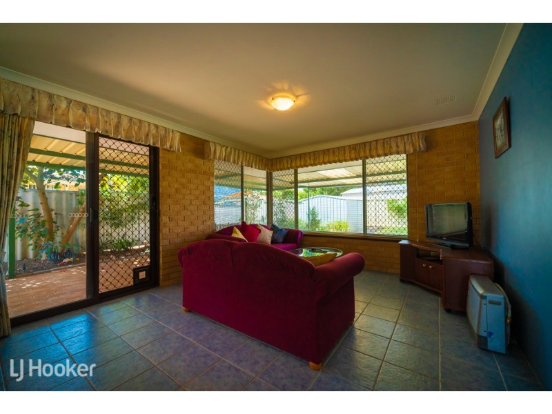 5 Silver Grove, Warnbro WA 6169