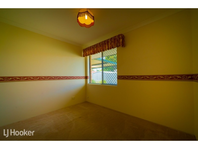 5 Silver Grove, Warnbro WA 6169
