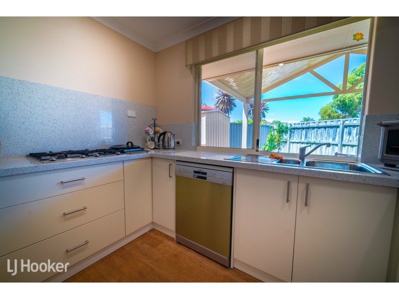 49 Ritchie Drive, Rockingham WA 6168