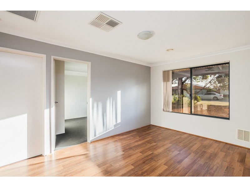 27 Lombadina Parade, Secret Harbour WA 6173