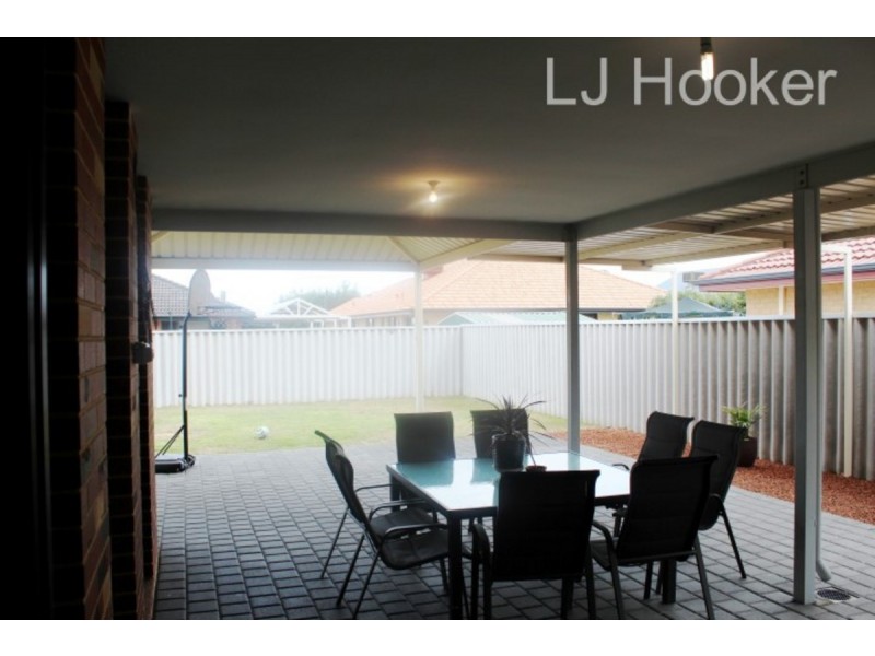 14 Maroubra Parade, Secret Harbour WA 6173