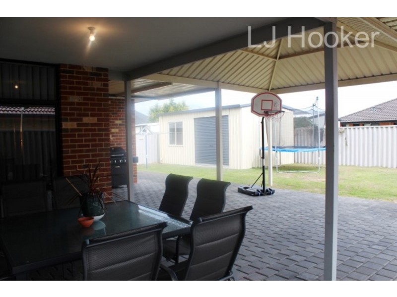 14 Maroubra Parade, Secret Harbour WA 6173