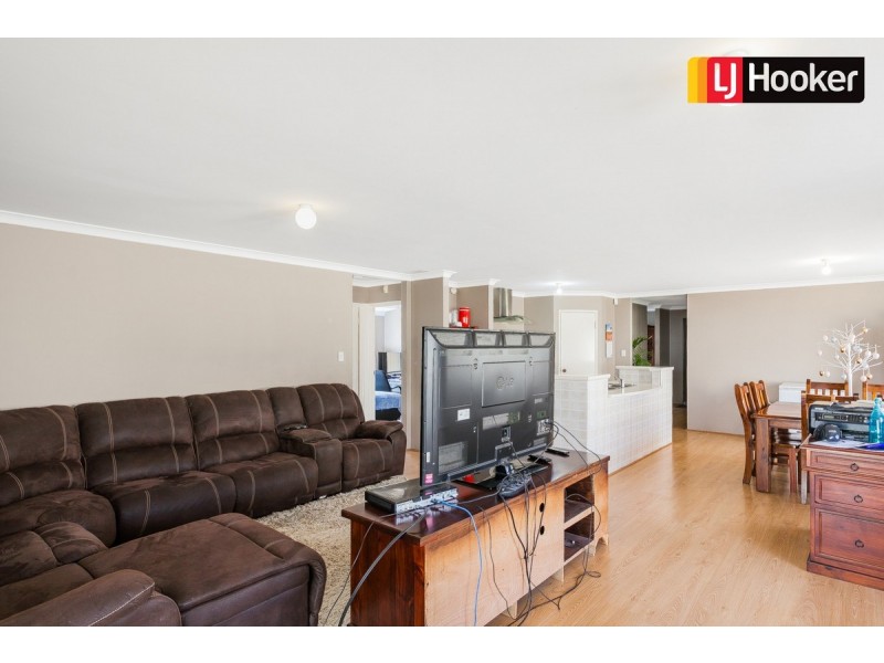 10 Torquay Way, Secret Harbour WA 6173