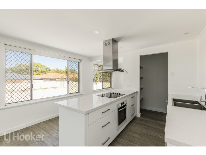 215 Kent Street, Rockingham WA 6168