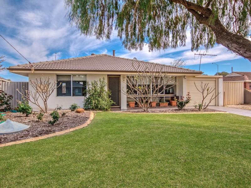 13 Milina Street, Hillman WA 6168