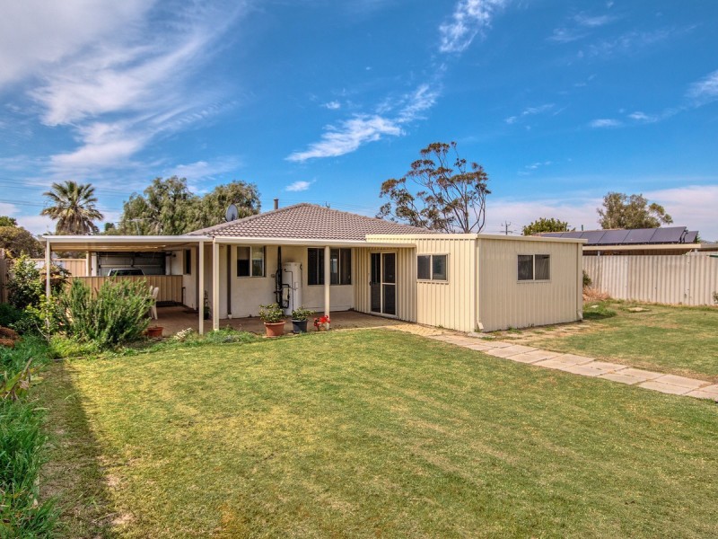 13 Milina Street, Hillman WA 6168