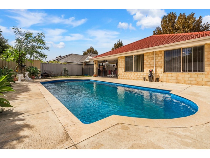 73 San Sebastian Boulevard, Port Kennedy WA 6172
