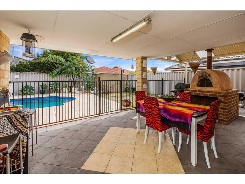 73 San Sebastian Boulevard, Port Kennedy WA 6172