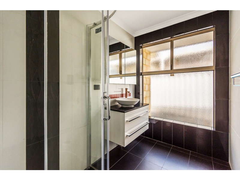 73 San Sebastian Boulevard, Port Kennedy WA 6172