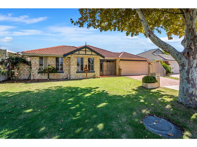 73 San Sebastian Boulevard, Port Kennedy WA 6172