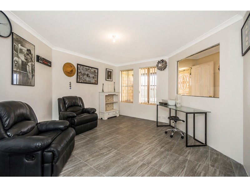 73 San Sebastian Boulevard, Port Kennedy WA 6172