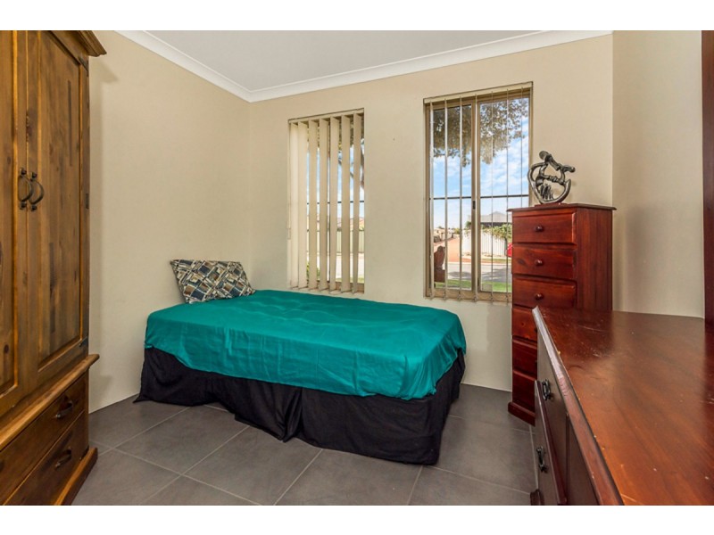 73 San Sebastian Boulevard, Port Kennedy WA 6172