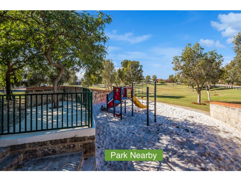 73 San Sebastian Boulevard, Port Kennedy WA 6172