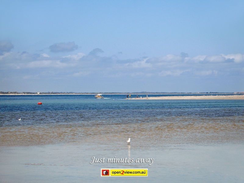 12 Teakdale Close, Safety Bay WA 6169