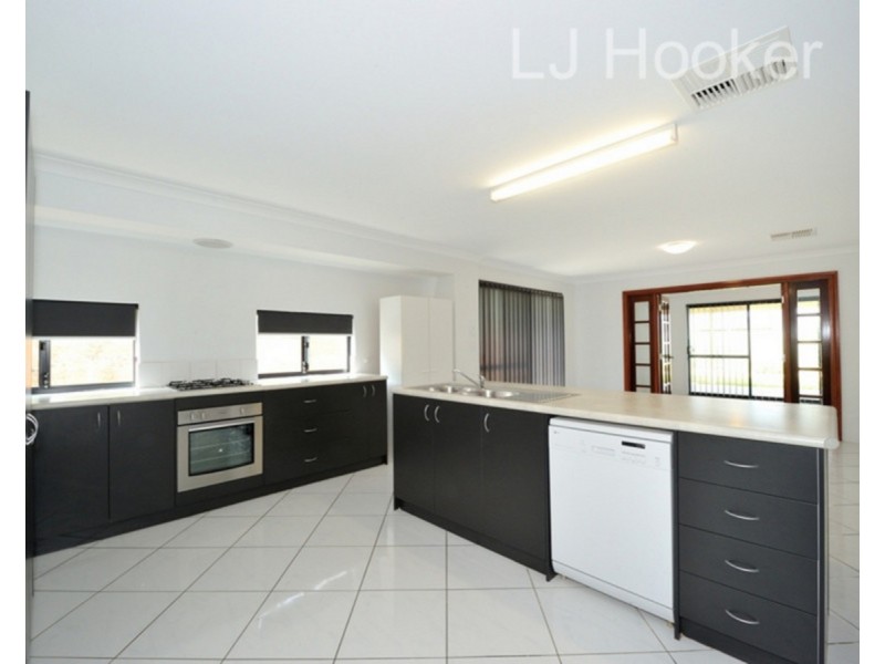 9 Ascent Fairway, Baldivis WA 6171