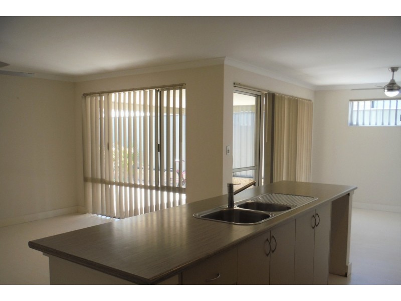 6 Tenterden Way, Baldivis WA 6171