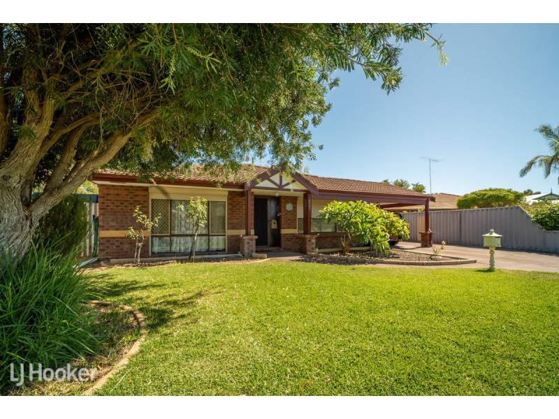 17 Karrawa Gardens, Port Kennedy WA 6172
