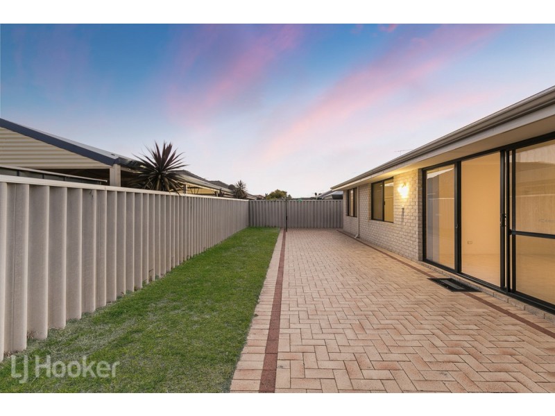 5 Whitehaven Avenue, Secret Harbour WA 6173